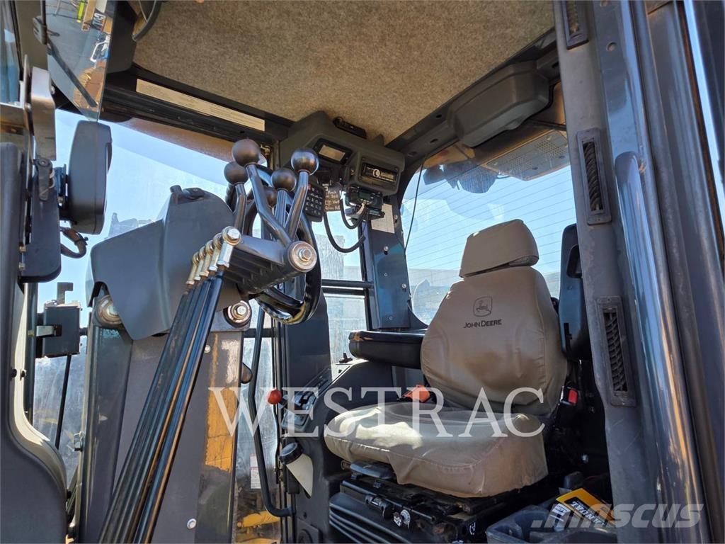 John Deere 670G Greyderler