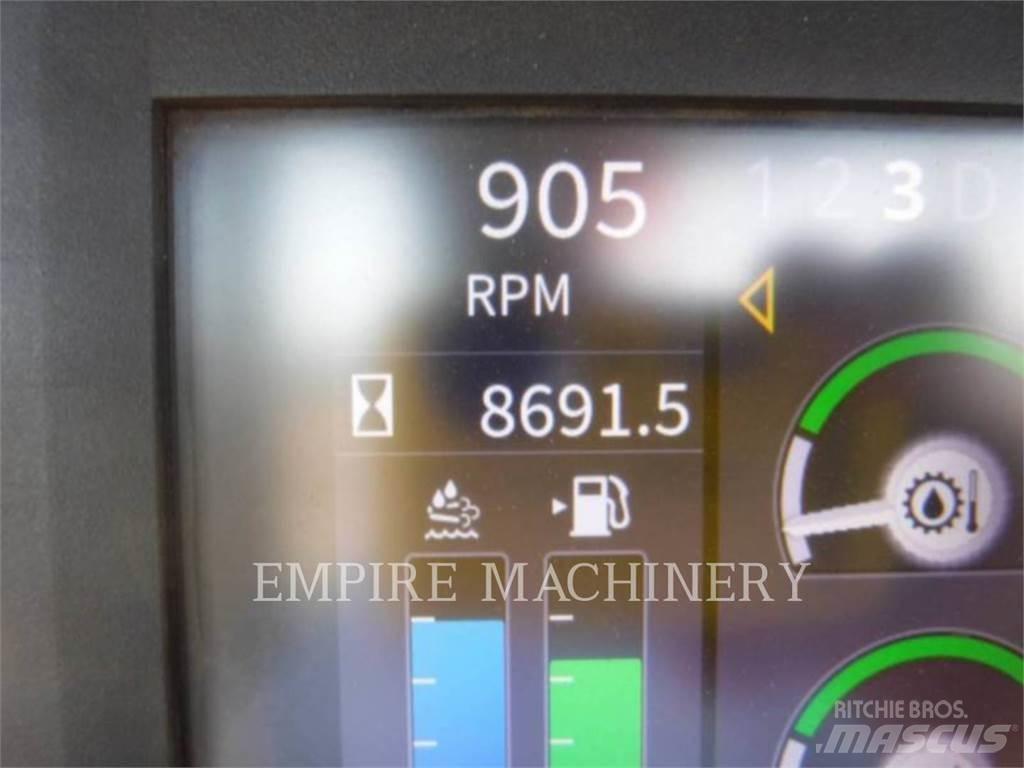 John Deere 744L Tekerlekli yükleyiciler