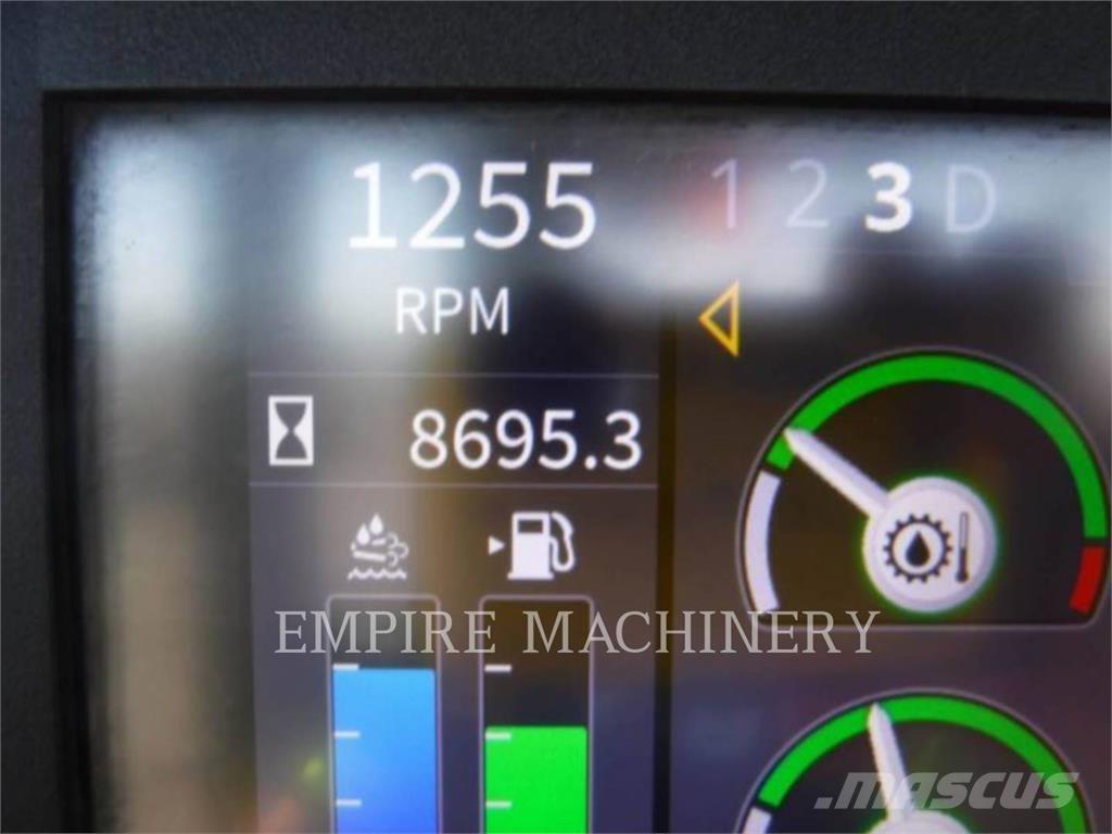 John Deere 744L Tekerlekli yükleyiciler
