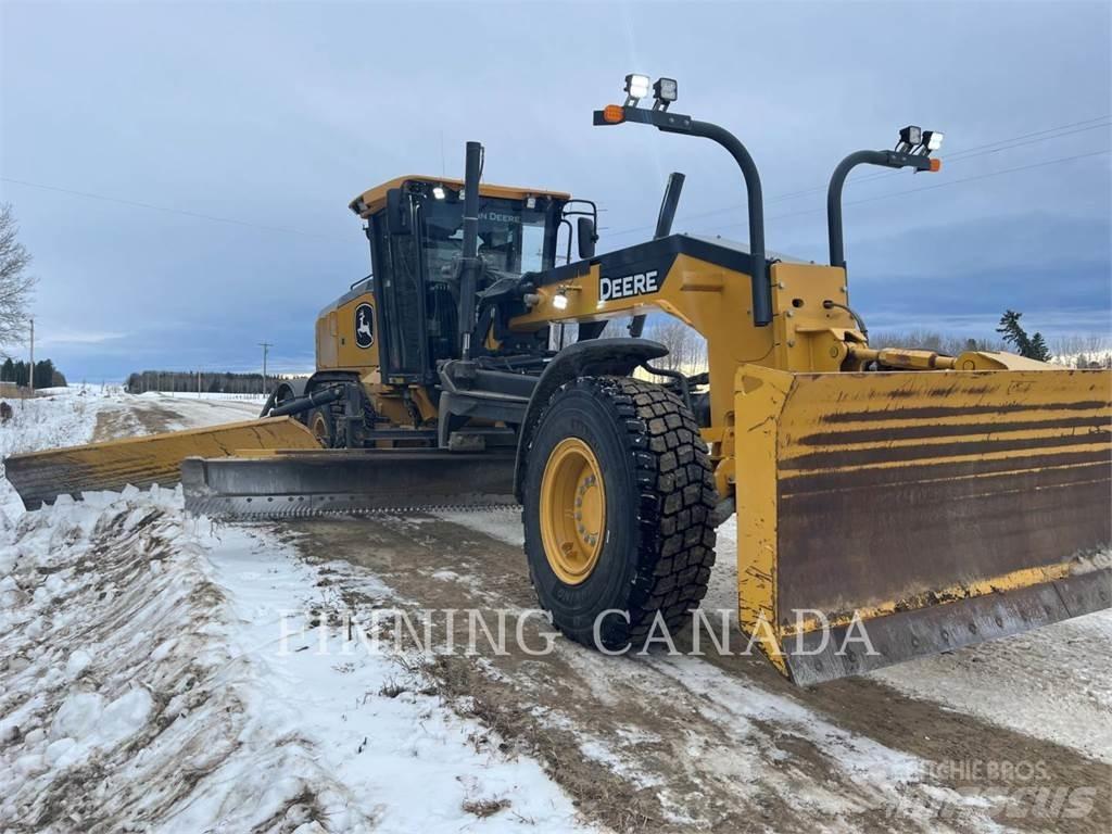 John Deere 772G Greyderler