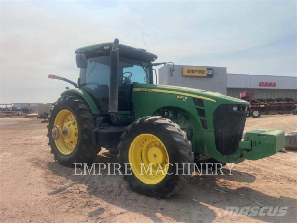 John Deere 8320R Traktörler