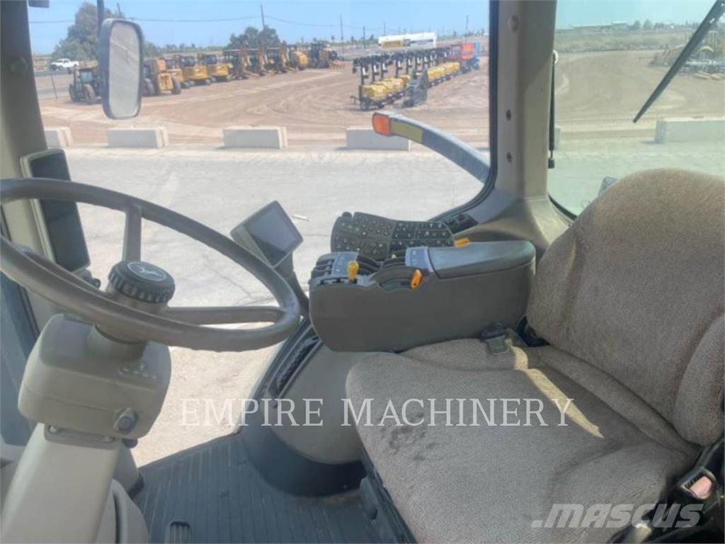 John Deere 8320R Traktörler