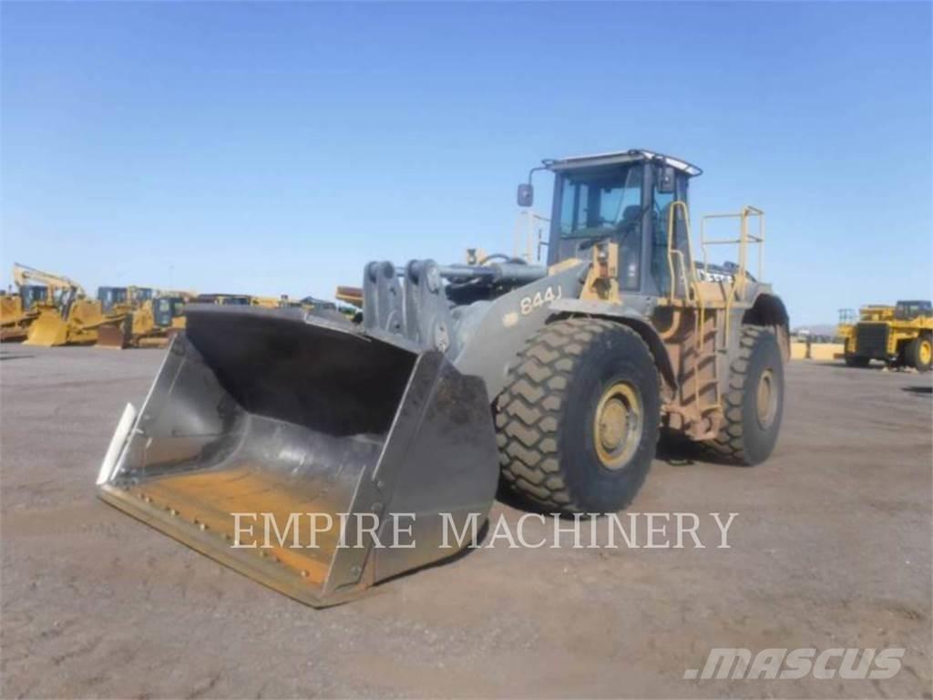 John Deere 844J Tekerlekli yükleyiciler
