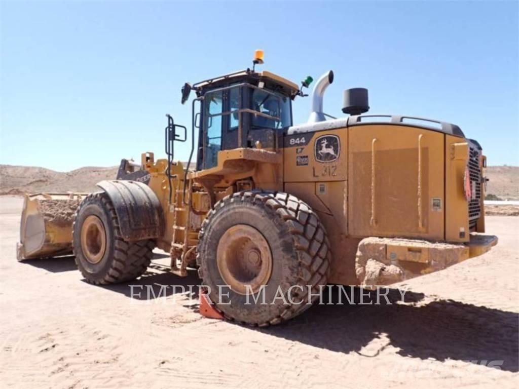 John Deere 844P Tekerlekli yükleyiciler