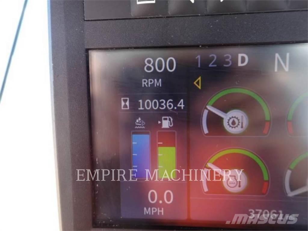 John Deere 844P Tekerlekli yükleyiciler