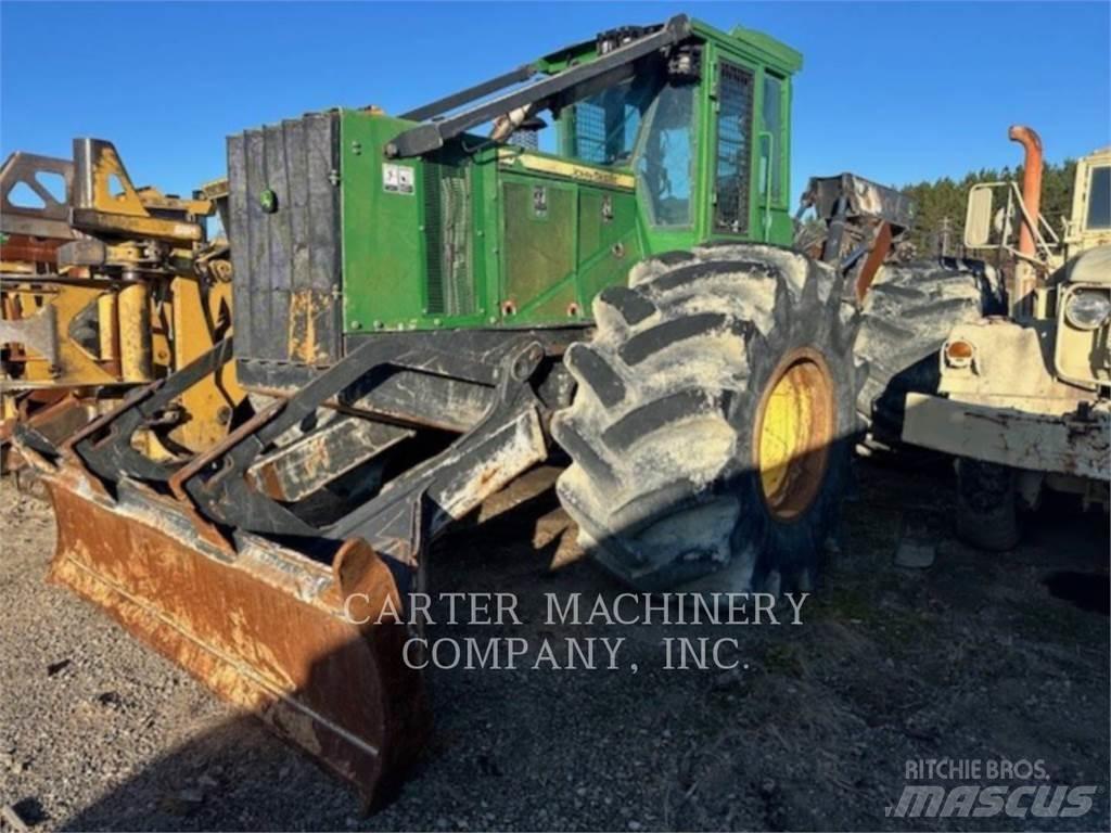 John Deere 848H Sürütücüler