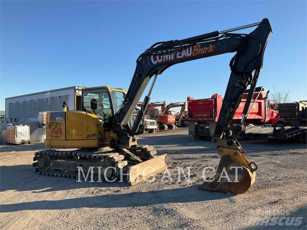 John Deere 85G Paletli ekskavatörler