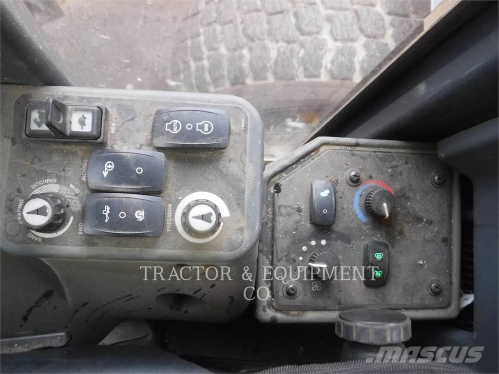 John Deere 872GP Greyderler