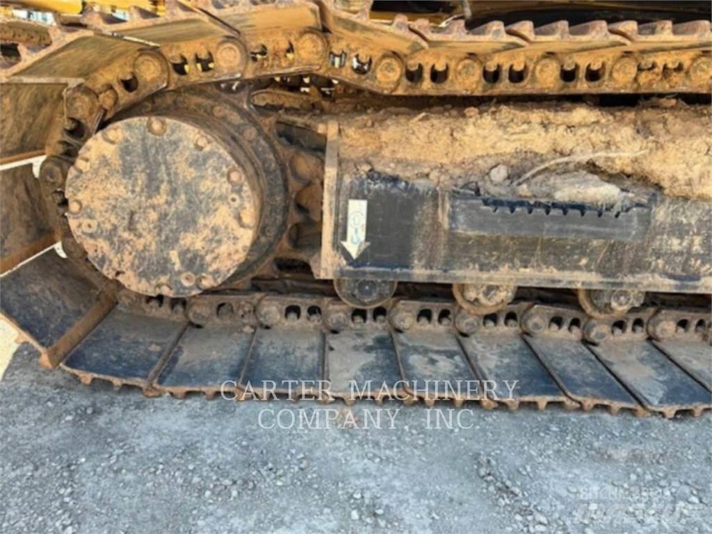 John Deere & CO. 130G Paletli ekskavatörler