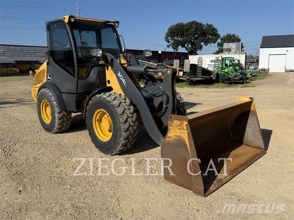 John Deere & CO. 304L Tekerlekli yükleyiciler
