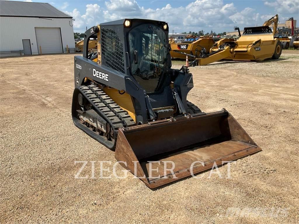 John Deere & CO. 323D Paletli yükleyiciler