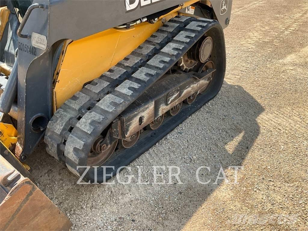 John Deere & CO. 323D Paletli yükleyiciler