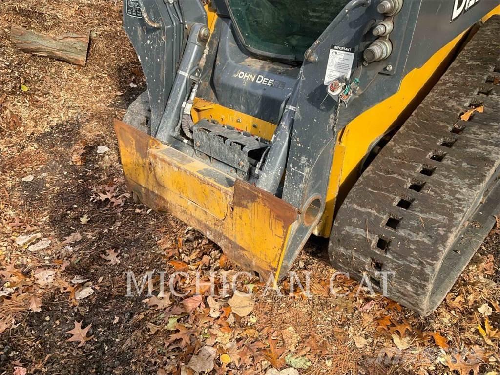 John Deere & CO. 325 Skid steer loderler