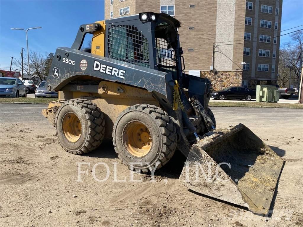John Deere & CO. 330G Skid steer loderler
