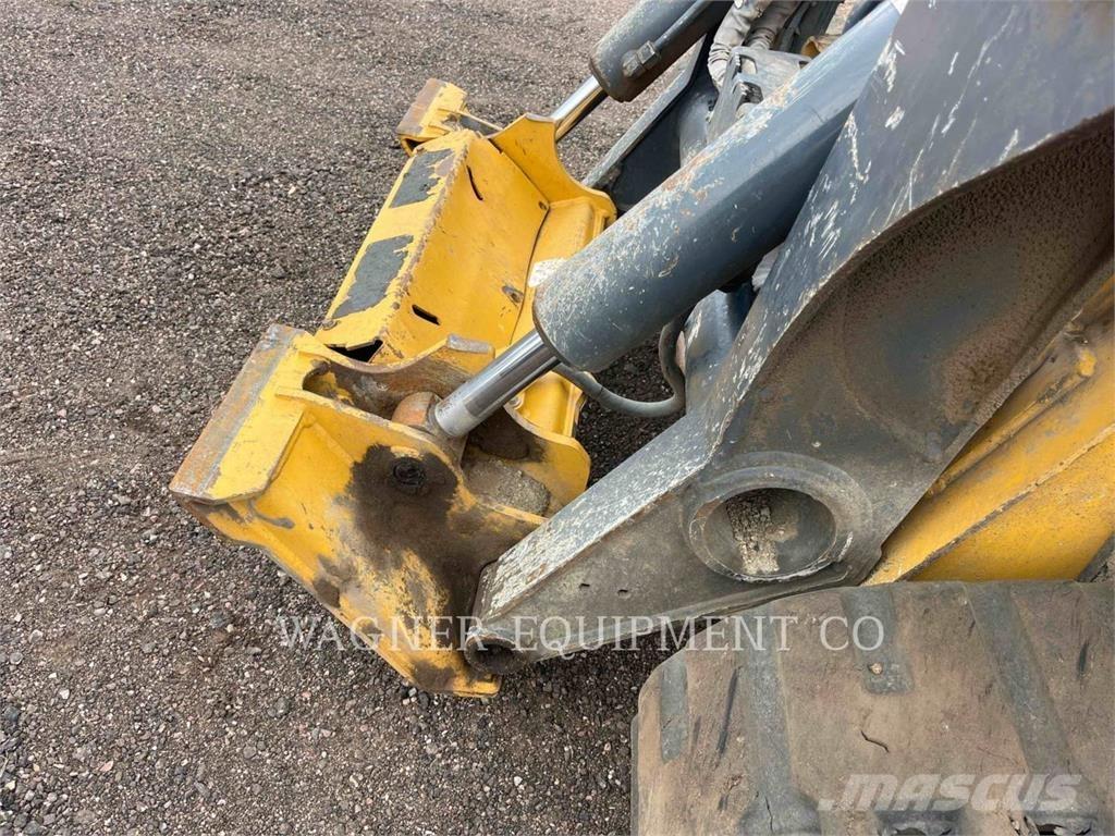John Deere & CO. 333G Paletli yükleyiciler