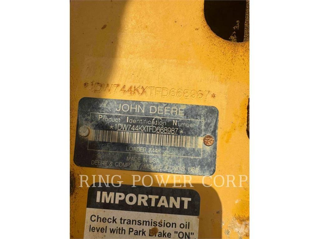 John Deere & CO. 744K Tekerlekli yükleyiciler