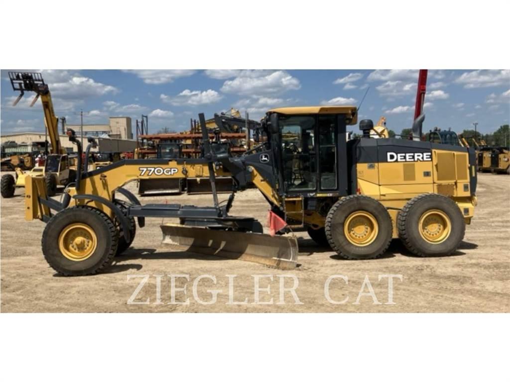 John Deere & CO. 770_AO Greyderler