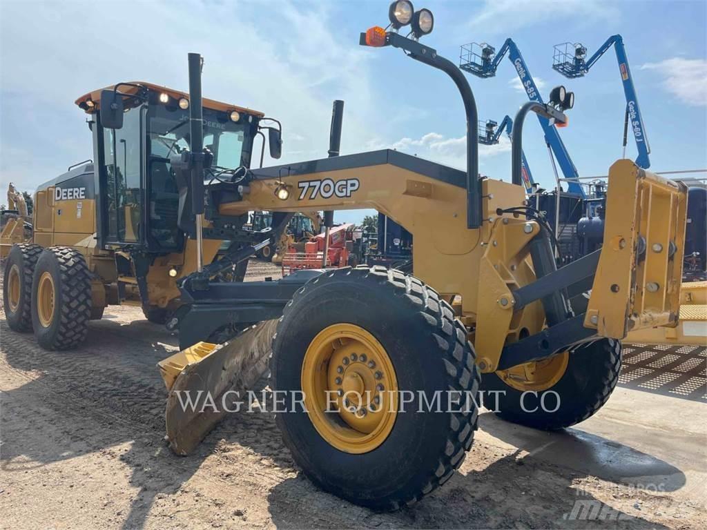 John Deere & CO. 770GP Greyderler