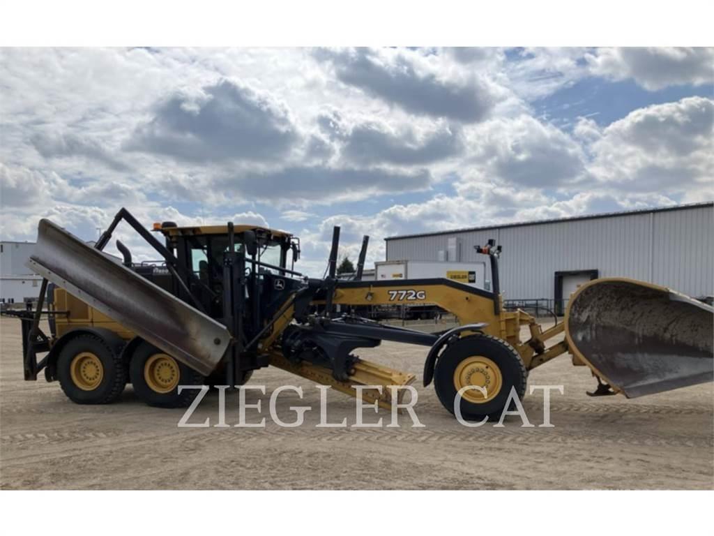 John Deere & CO. 772 G Greyderler
