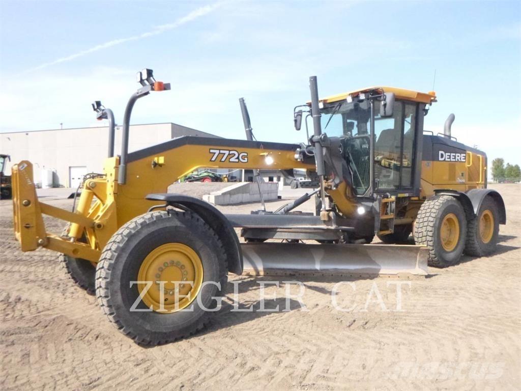 John Deere & CO. 772 G Greyderler