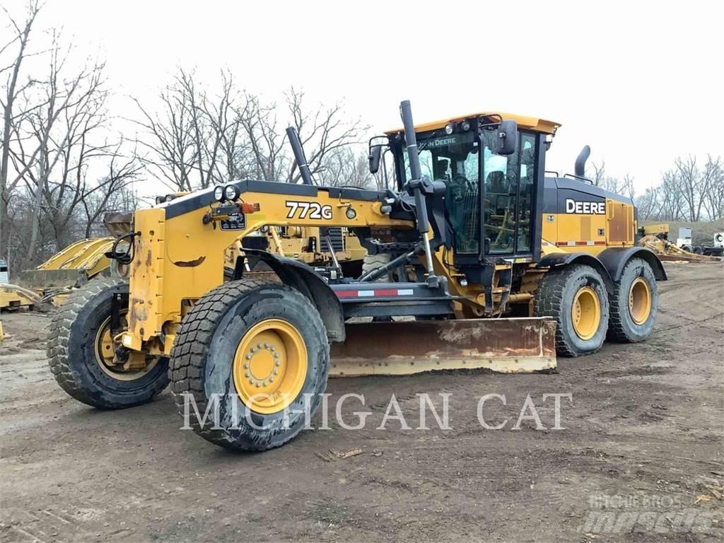 John Deere & CO. 772G Greyderler