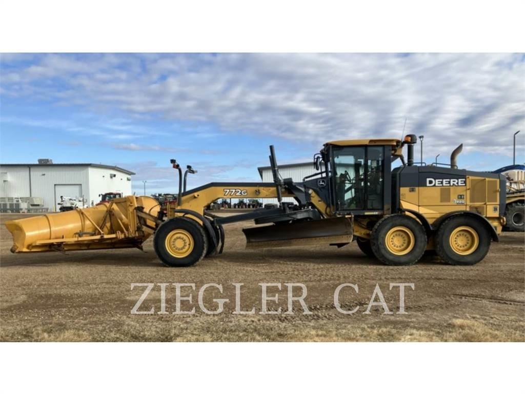 John Deere & CO. 772G_AO Greyderler