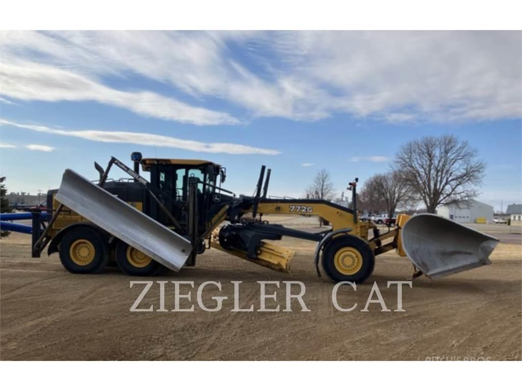 John Deere & CO. 772G_AO Greyderler