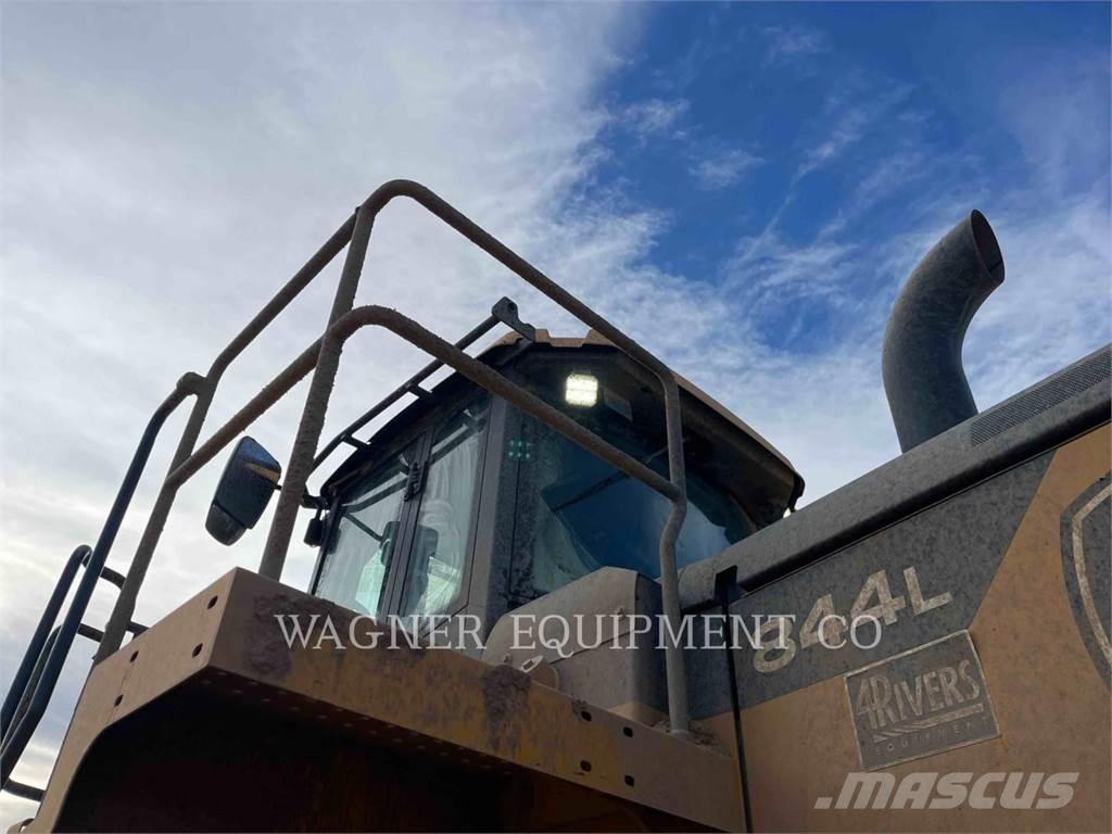 John Deere & CO. 844L Tekerlekli yükleyiciler