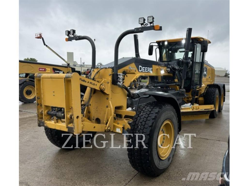 John Deere & CO. 872GP Greyderler