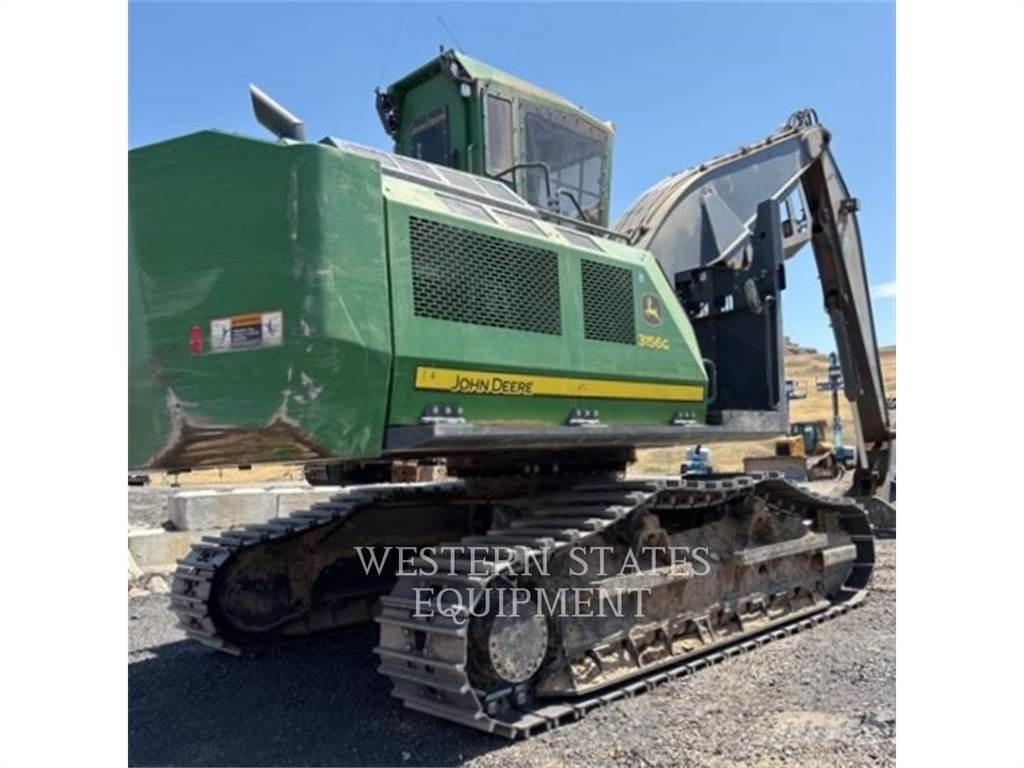 John Deere & CO. JD 3156G Orman traktörleri