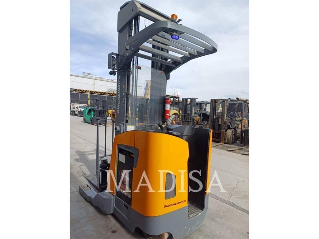 Jungheinrich ETR 235 Diger