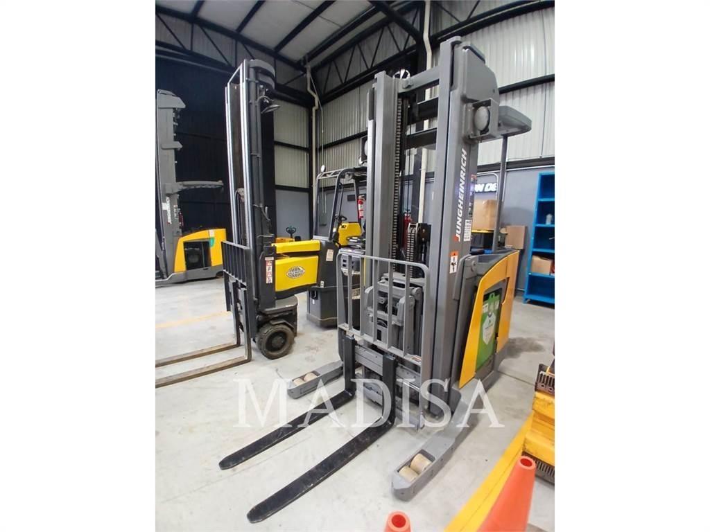 Jungheinrich ETR 335DA Diger