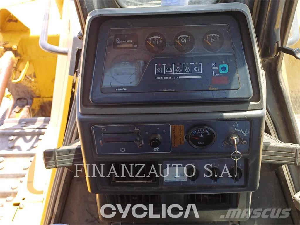 Komatsu D155 Paletli dozerler