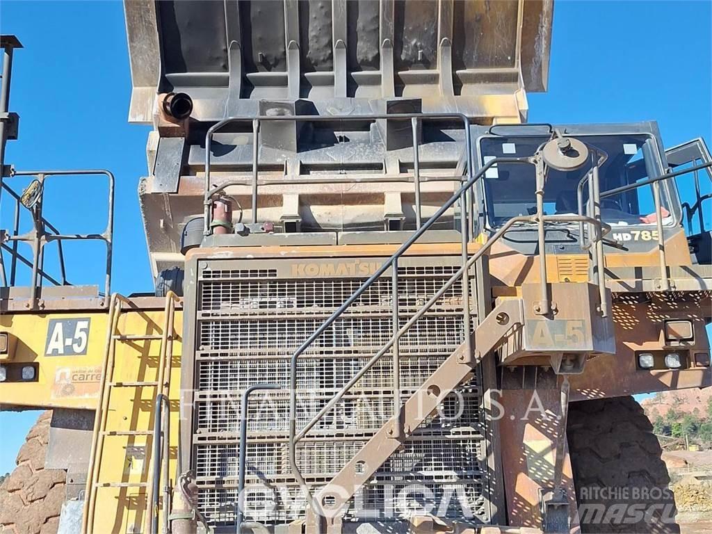 Komatsu HD785-7 Belden kirma kaya kamyonu