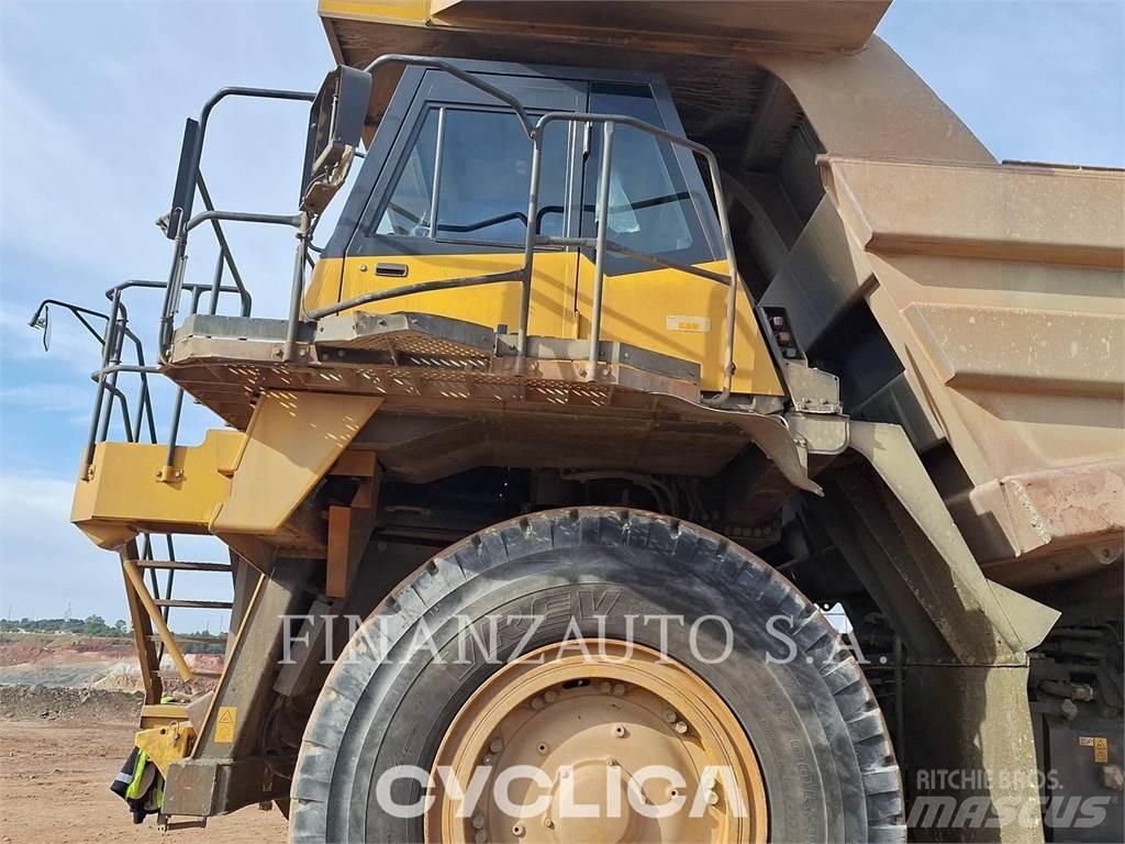 Komatsu HD785-7 Belden kirma kaya kamyonu