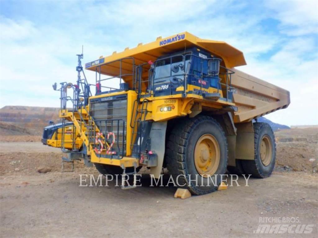 Komatsu HD785-8 Belden kirma kaya kamyonu