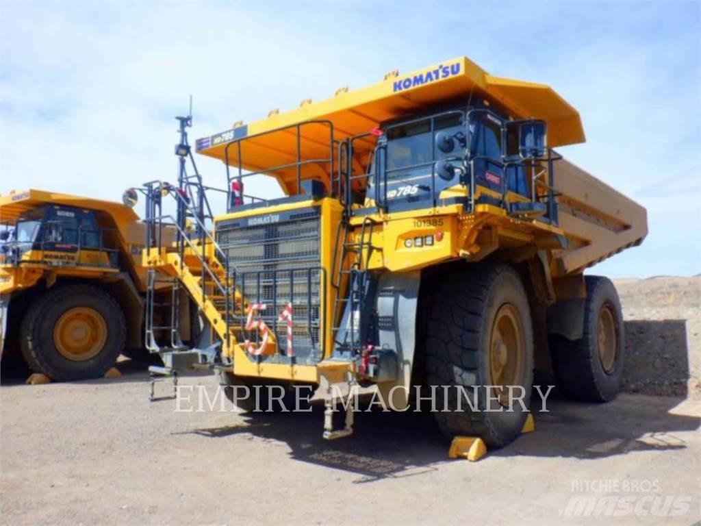 Komatsu HD785-8 Belden kirma kaya kamyonu