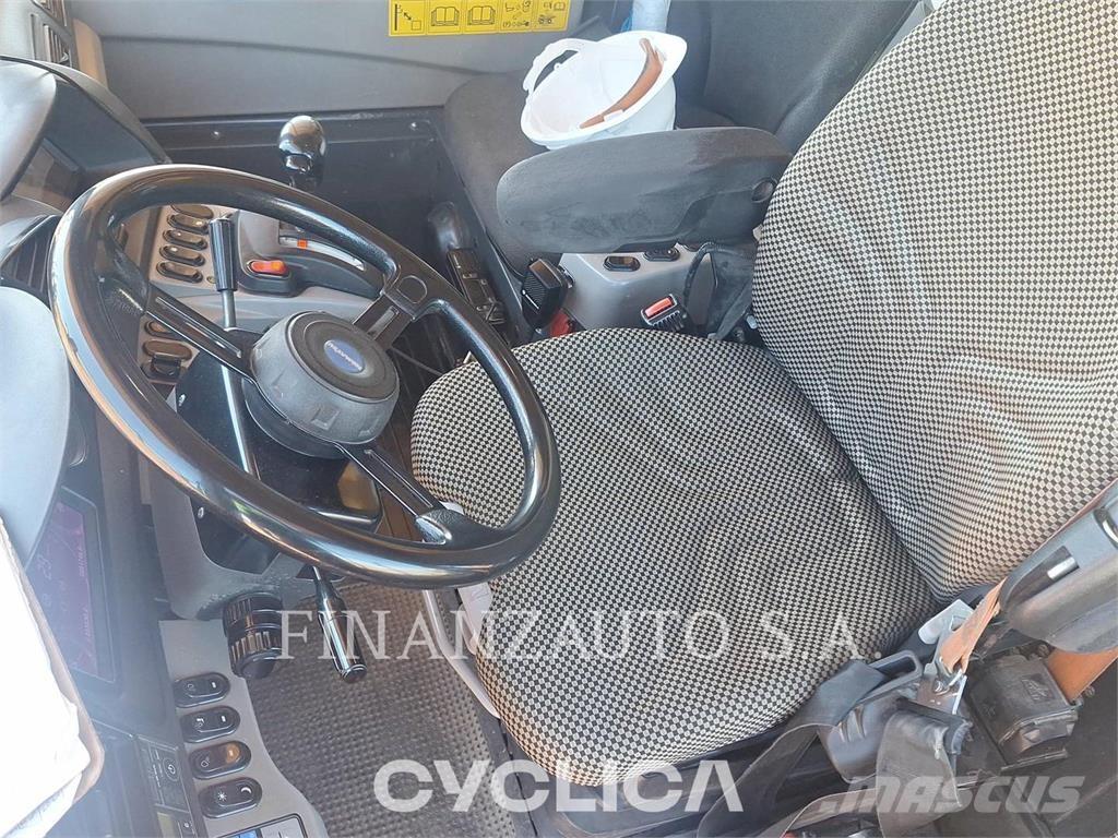 Komatsu HD785-8 Belden kirma kaya kamyonu