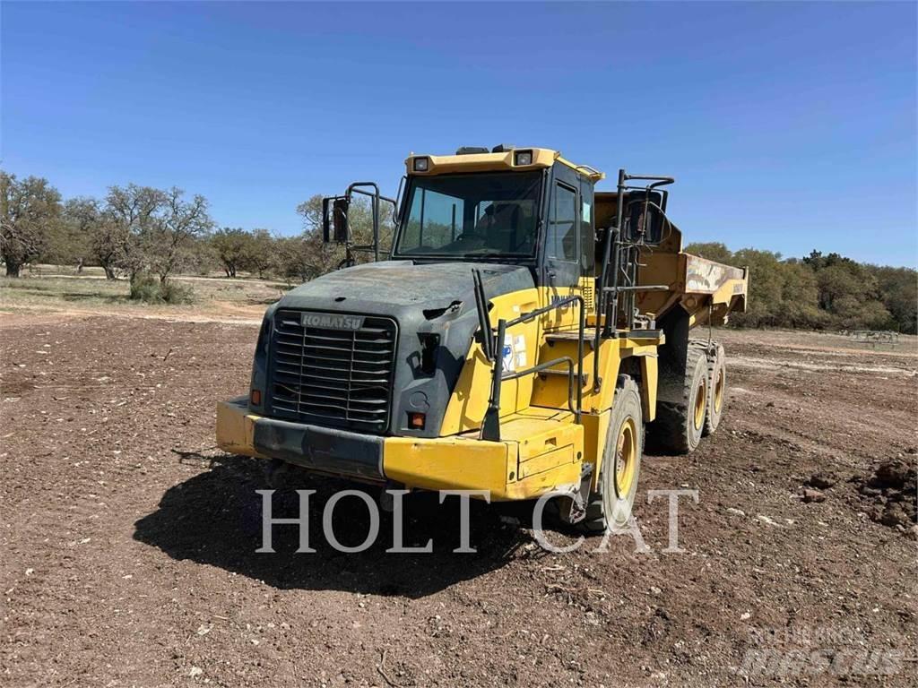 Komatsu HM300 Belden kirma kaya kamyonu