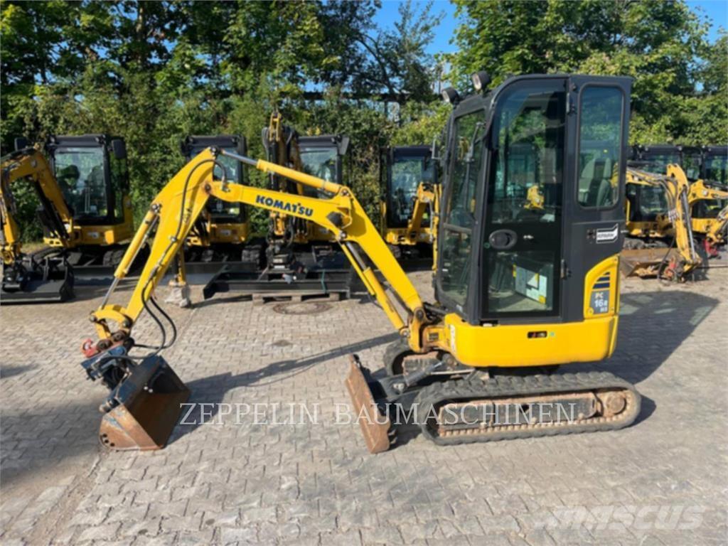 Komatsu PC16R Paletli ekskavatörler