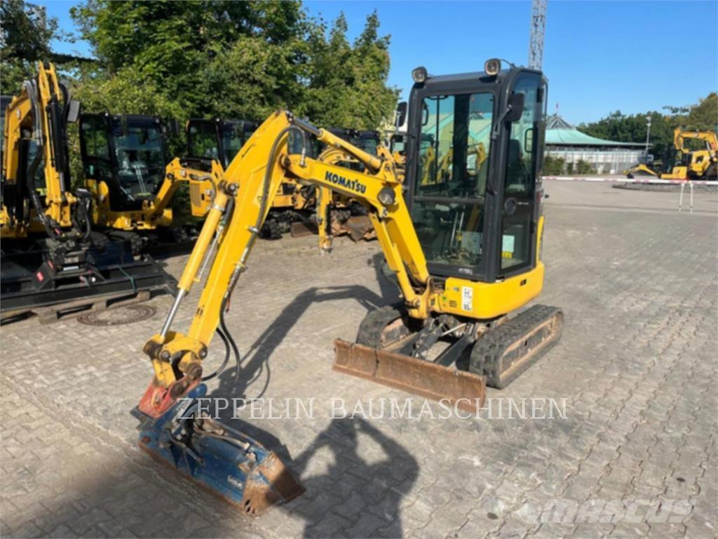Komatsu PC16R Paletli ekskavatörler