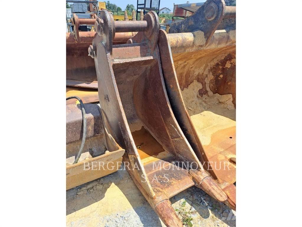 Komatsu PC210LC Paletli ekskavatörler