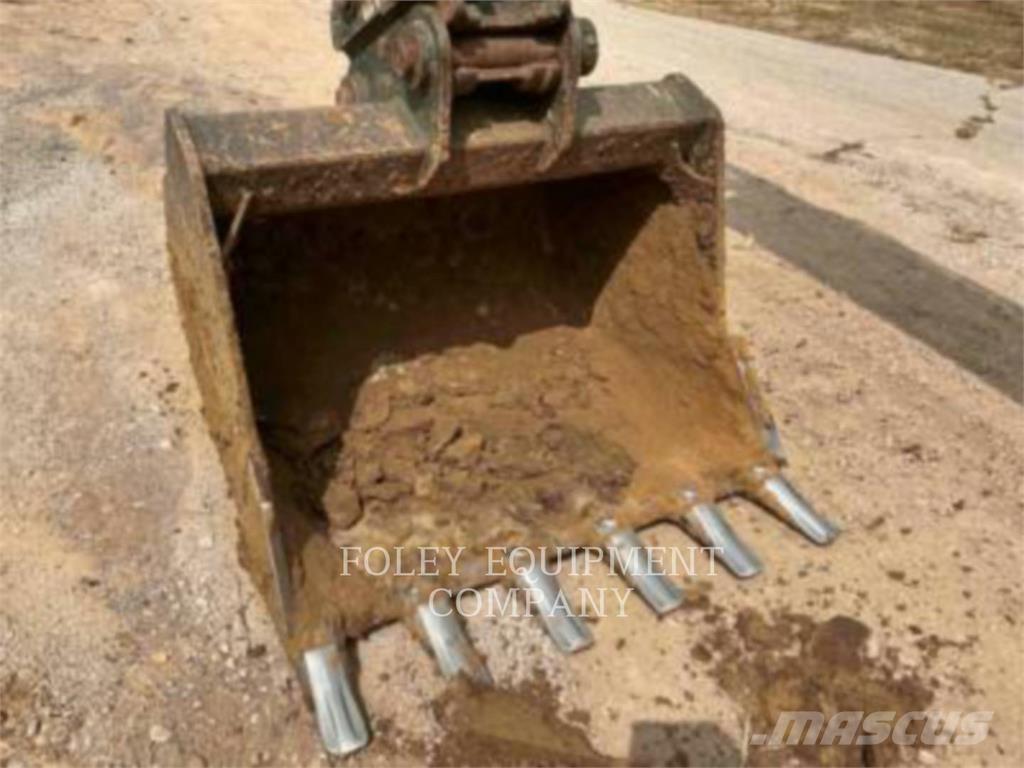 Komatsu PC210LCI11 Paletli ekskavatörler