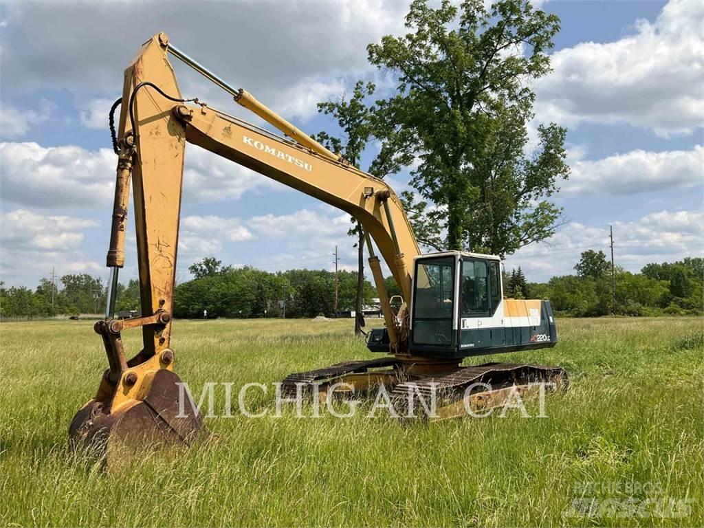 Komatsu PC220 Paletli ekskavatörler