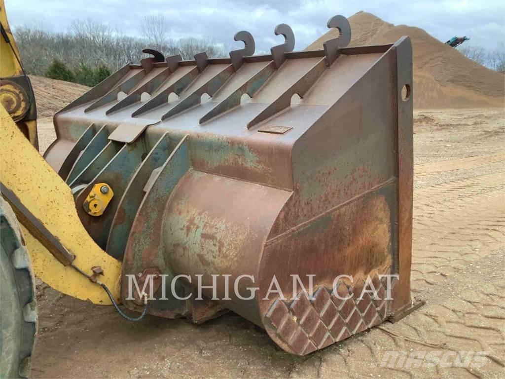 Komatsu WA500 Tekerlekli yükleyiciler