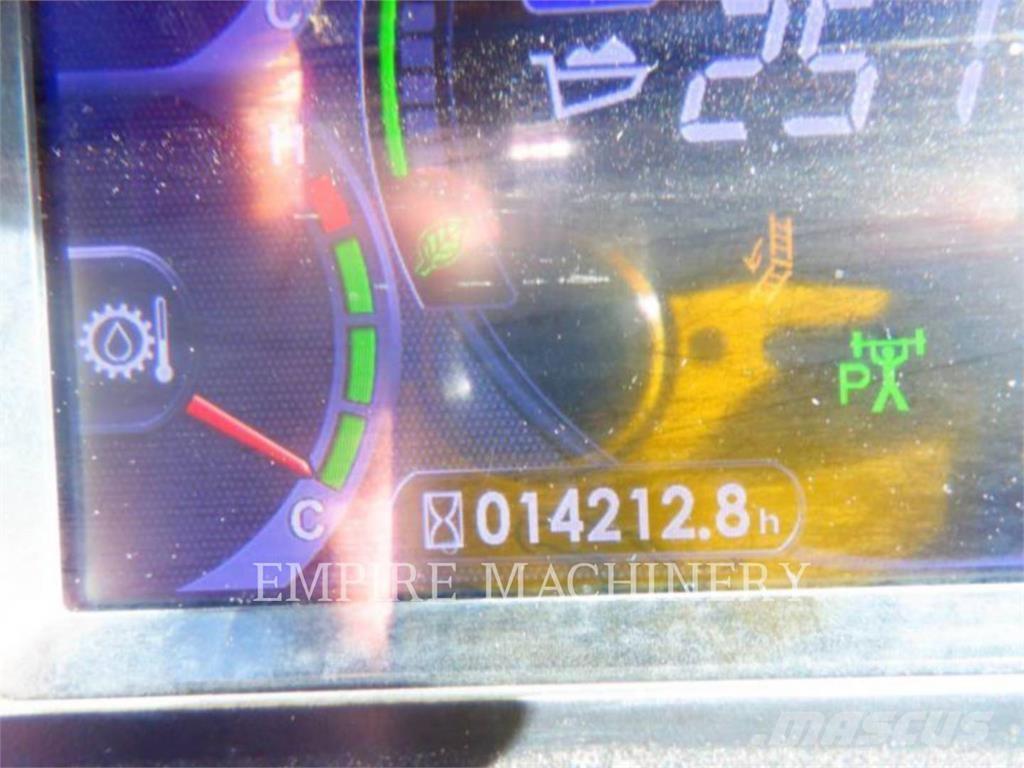 Komatsu WA900-8 Tekerlekli yükleyiciler