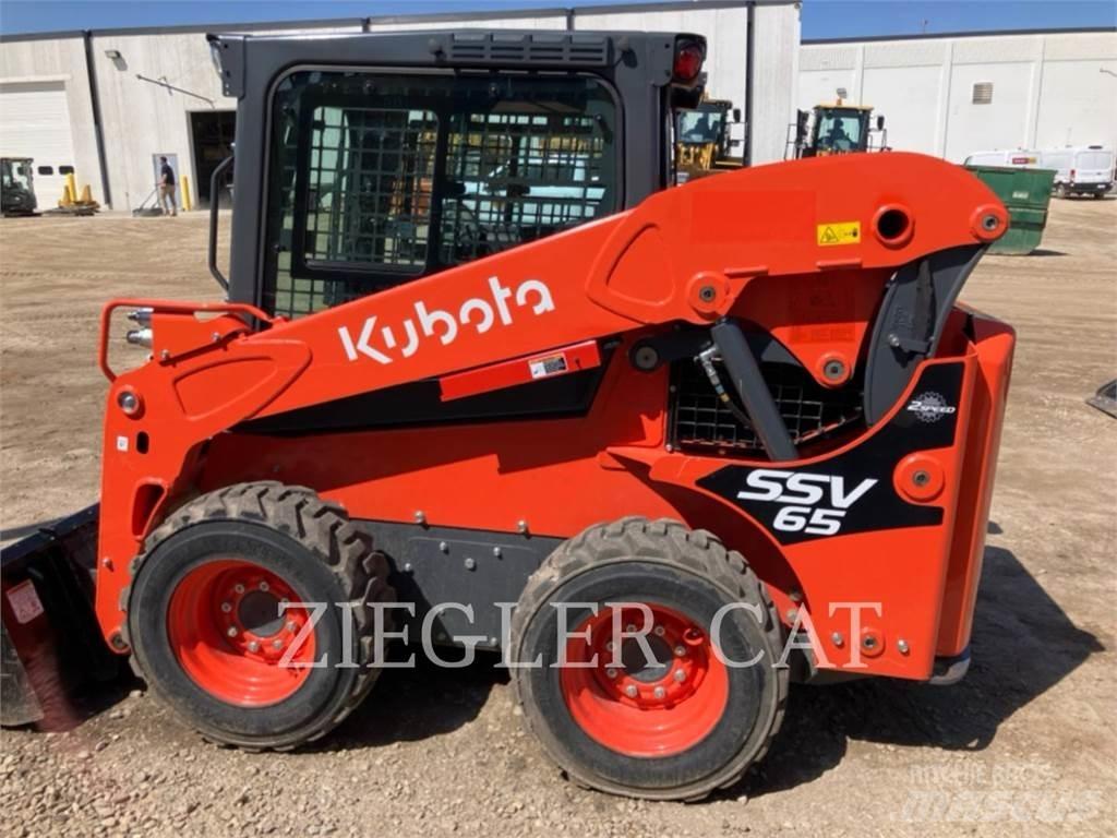 Kubota SSV65 Skid steer loderler