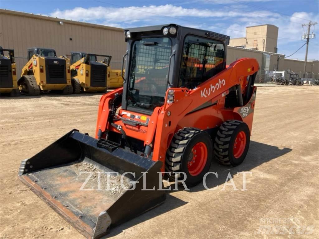 Kubota SSV65 Skid steer loderler