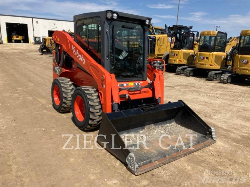 Kubota SSV65 Skid steer loderler