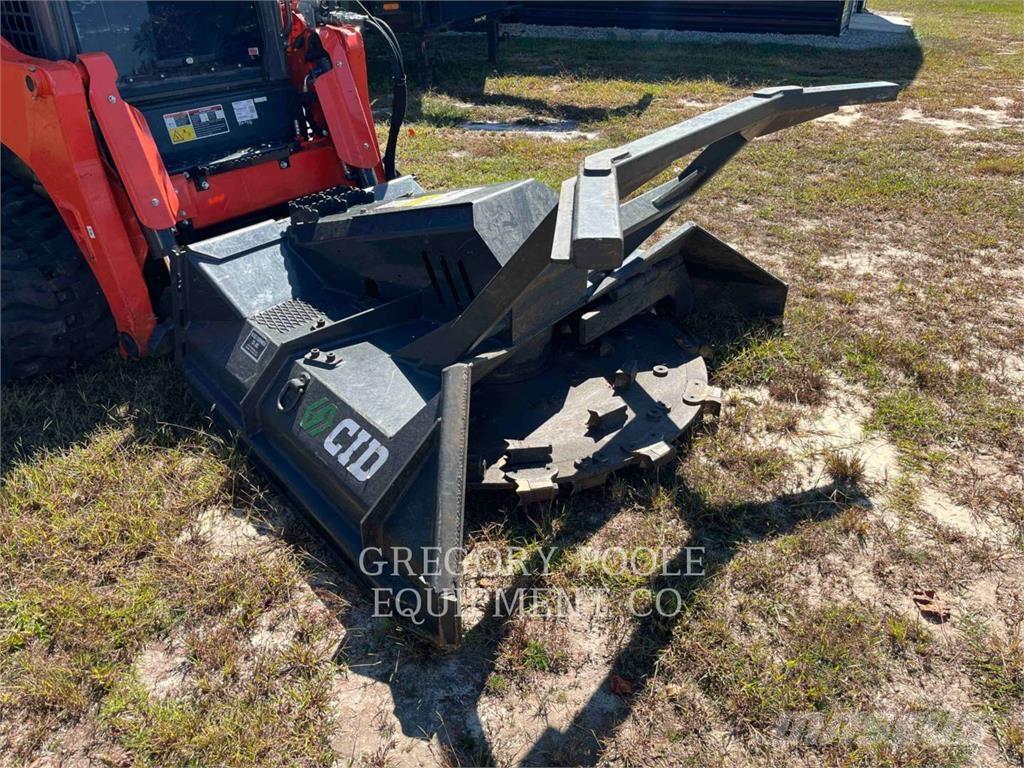 Kubota SVL 97-2 Paletli yükleyiciler